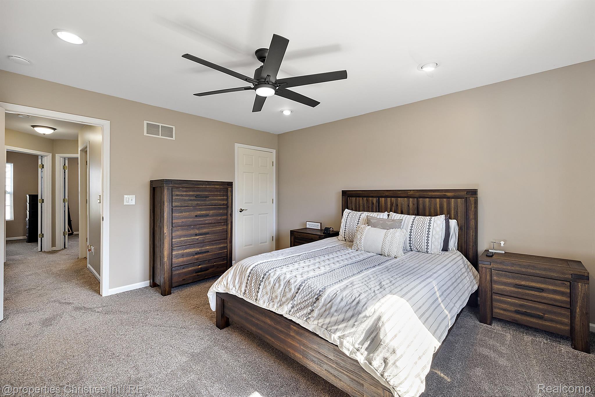 36450 DOMINION Circle