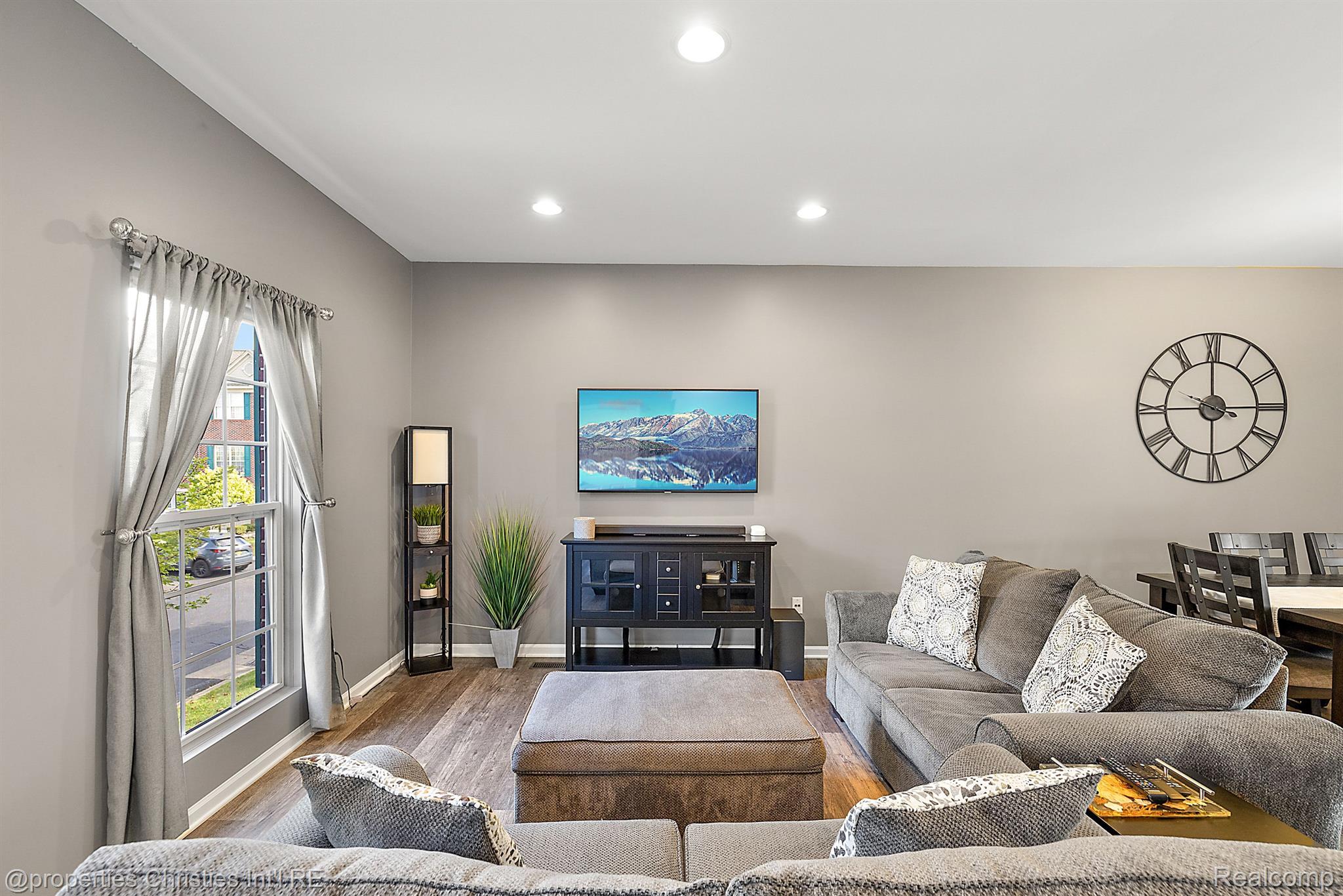 36450 DOMINION Circle