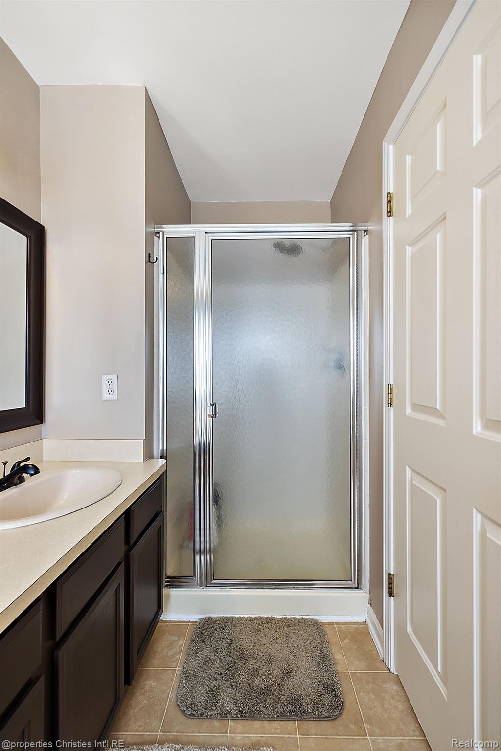 36450 DOMINION Circle