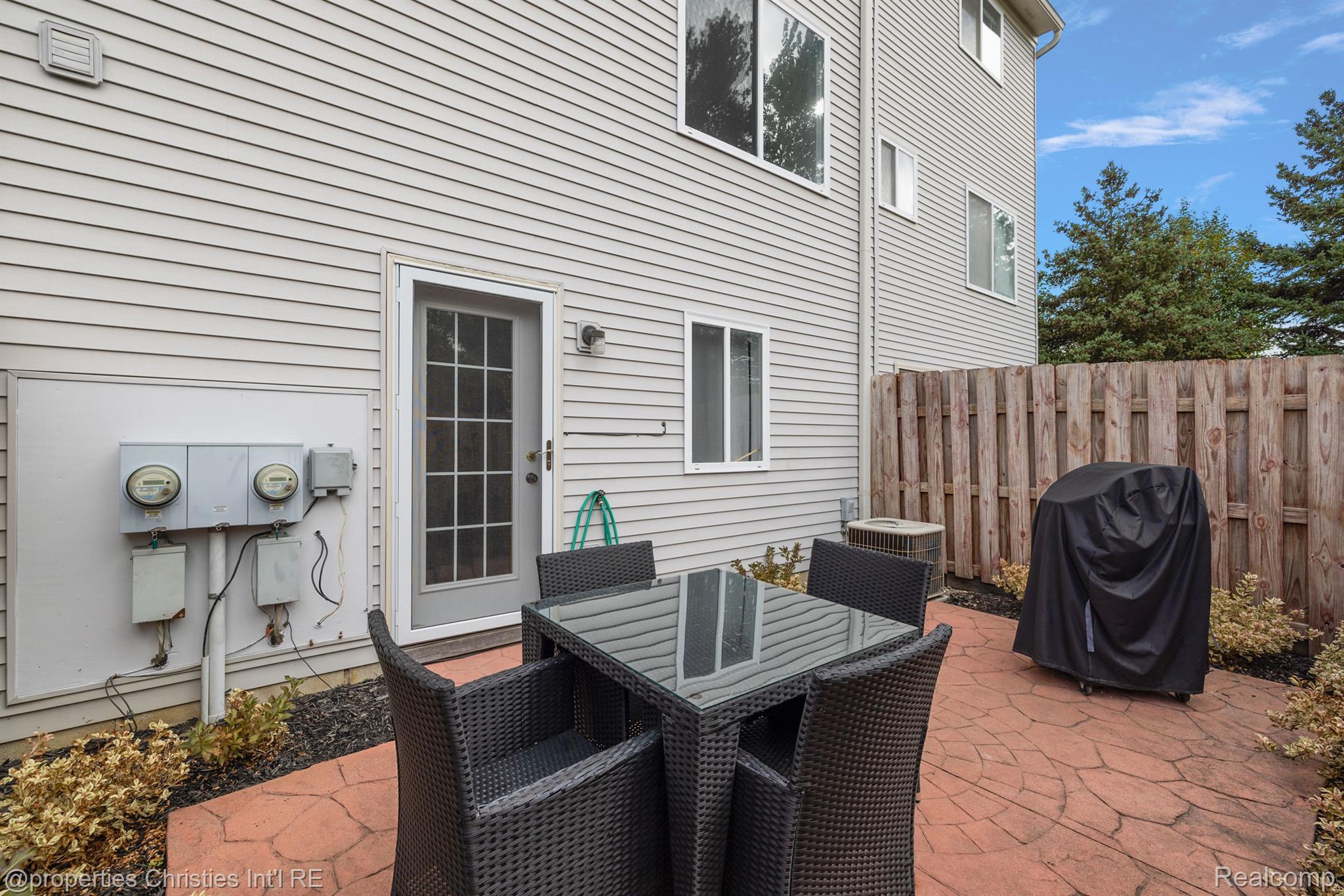36450 DOMINION Circle