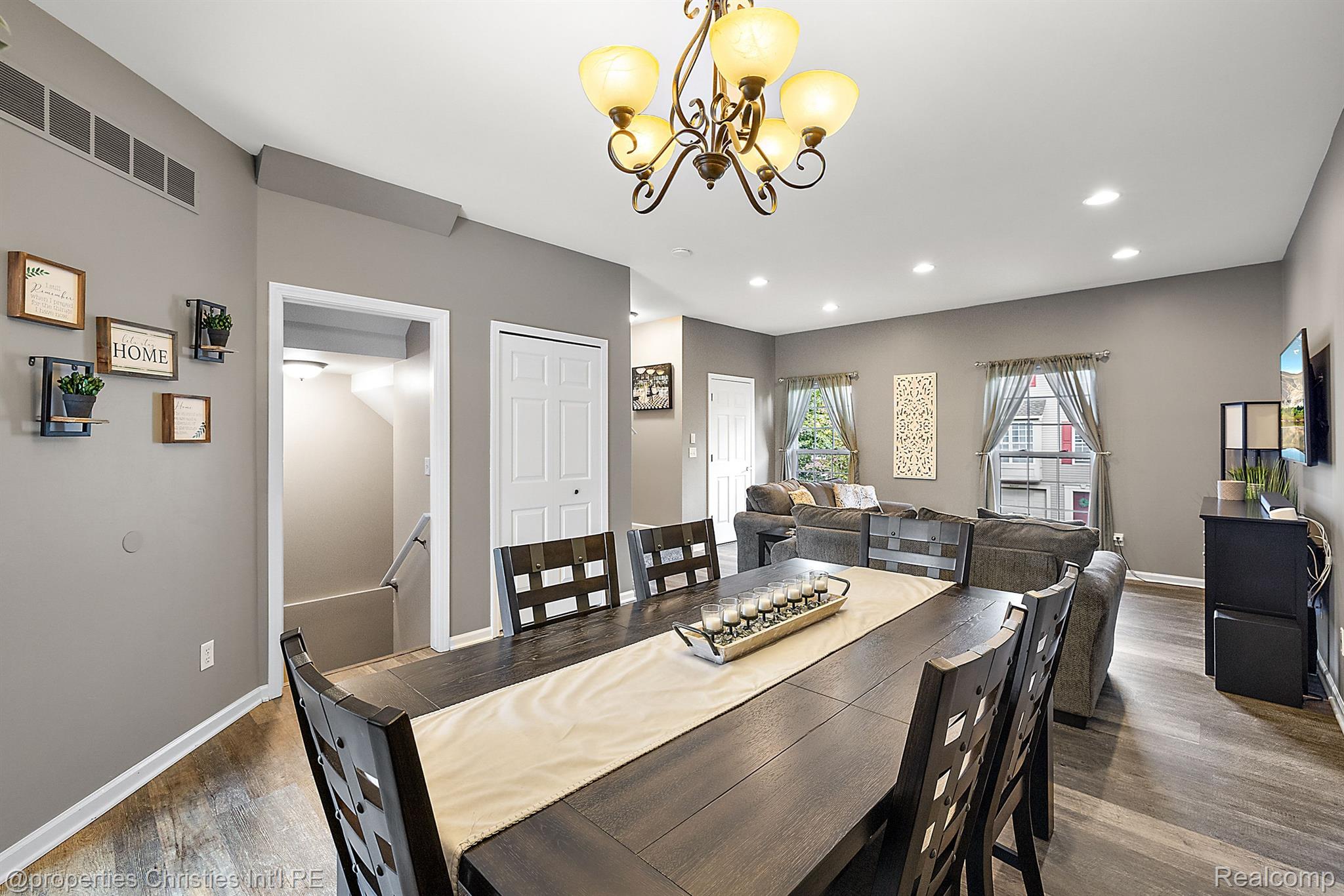 36450 DOMINION Circle