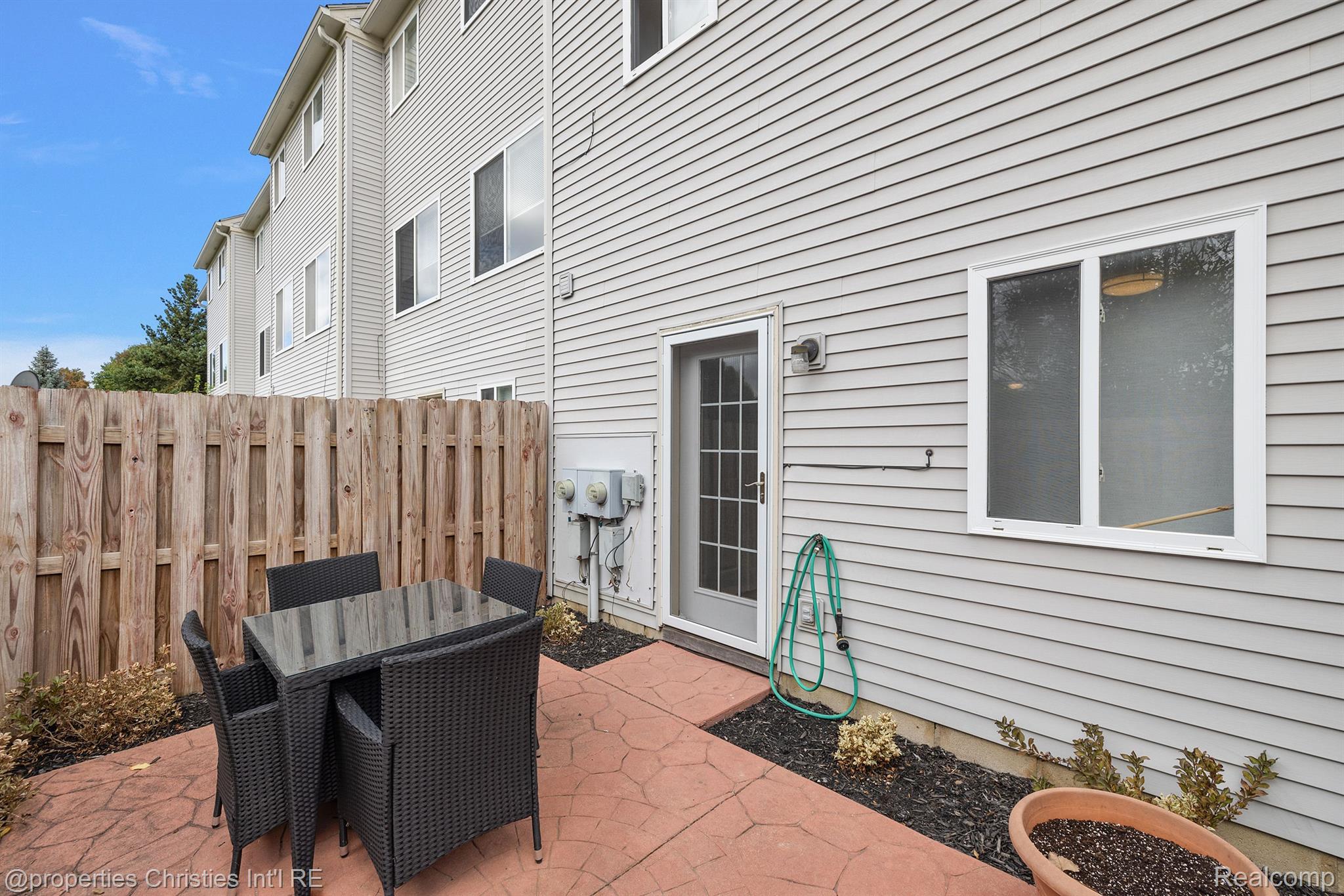 36450 DOMINION Circle