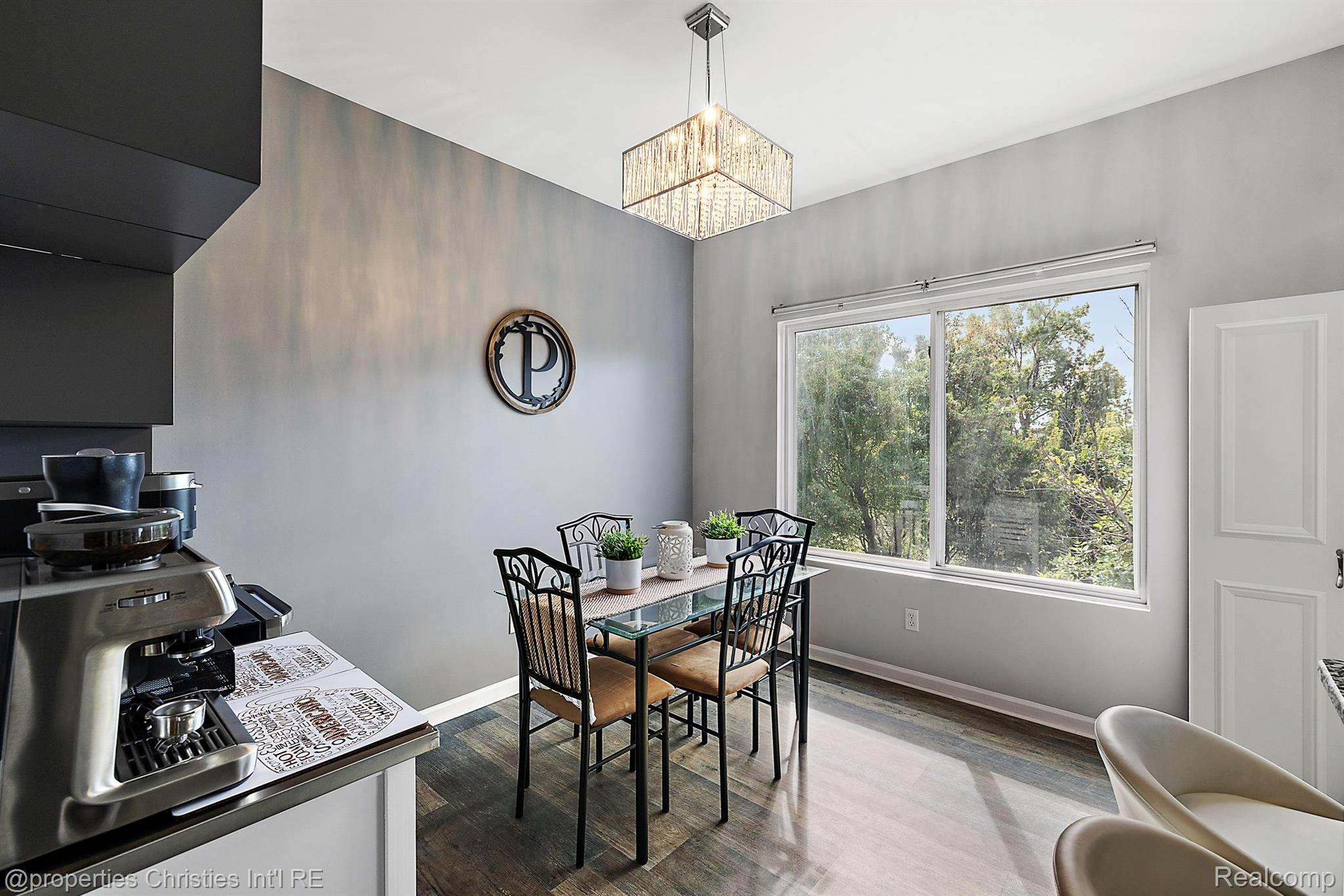 36450 DOMINION Circle