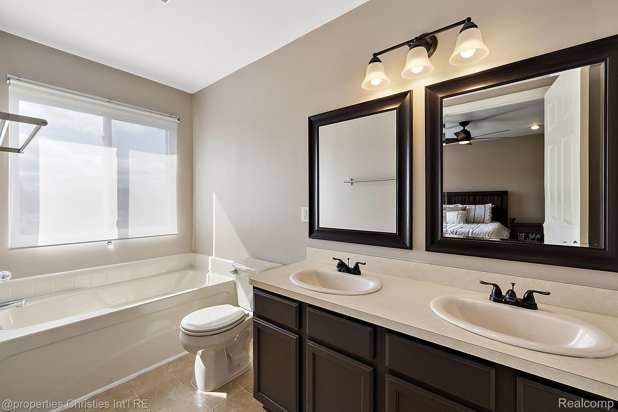 36450 DOMINION Circle