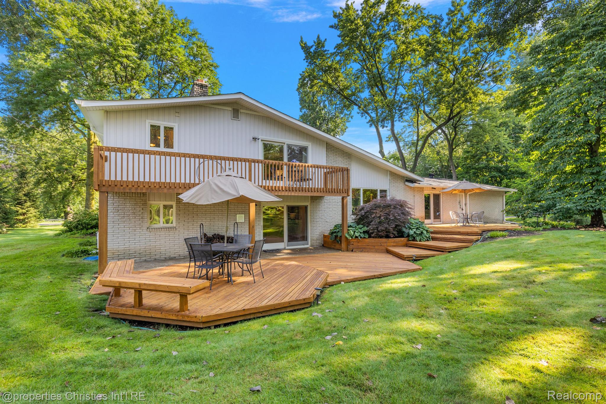 1429 Quarton Road