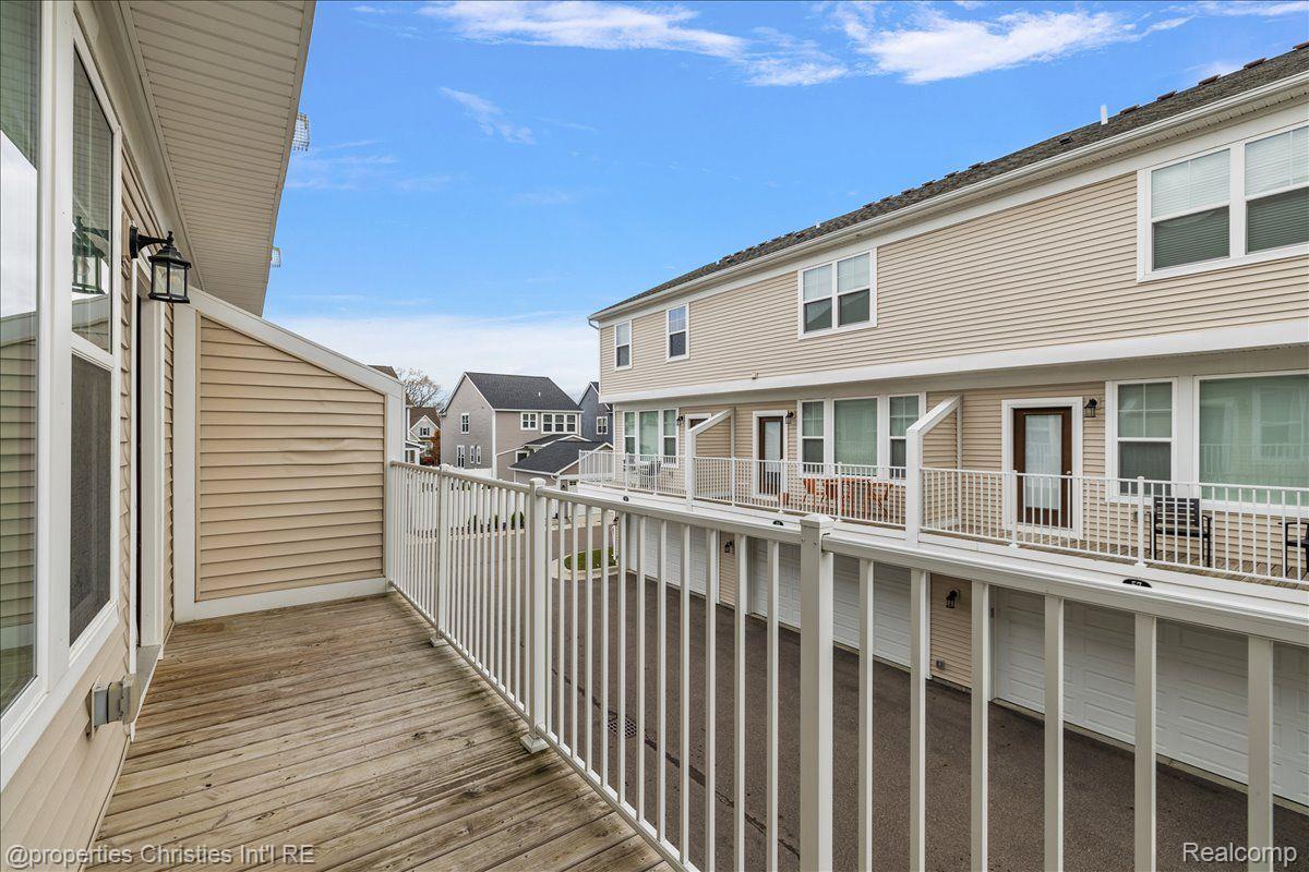 2500 Normandy Road 50