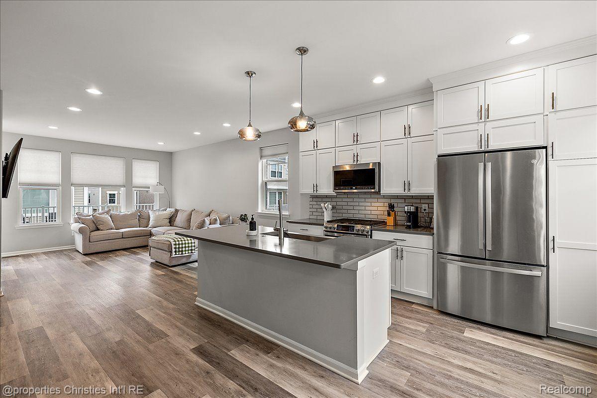 2500 Normandy Road 50