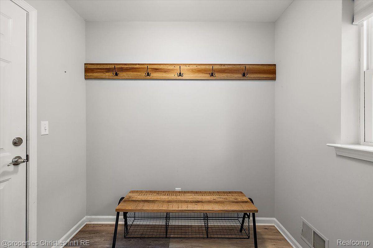 2500 Normandy Road 50