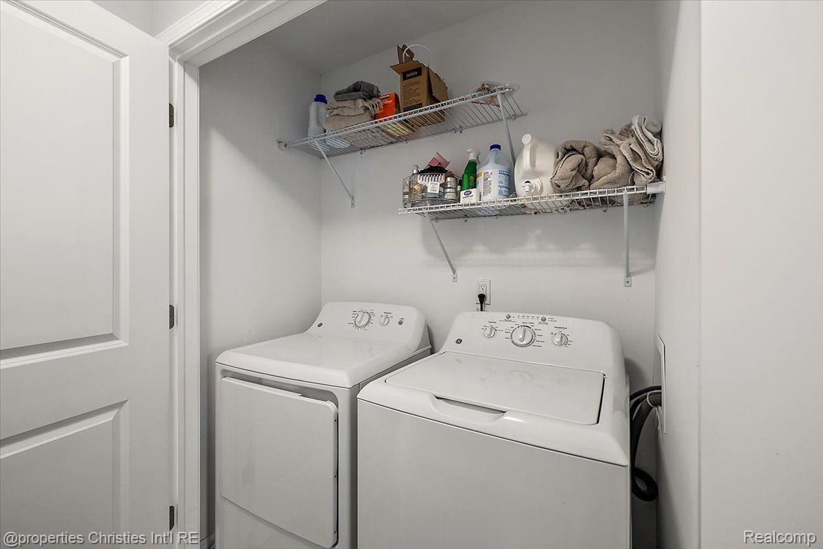 2500 Normandy Road 50