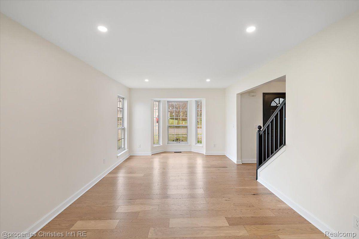 4897 FOOTHILLS Drive
