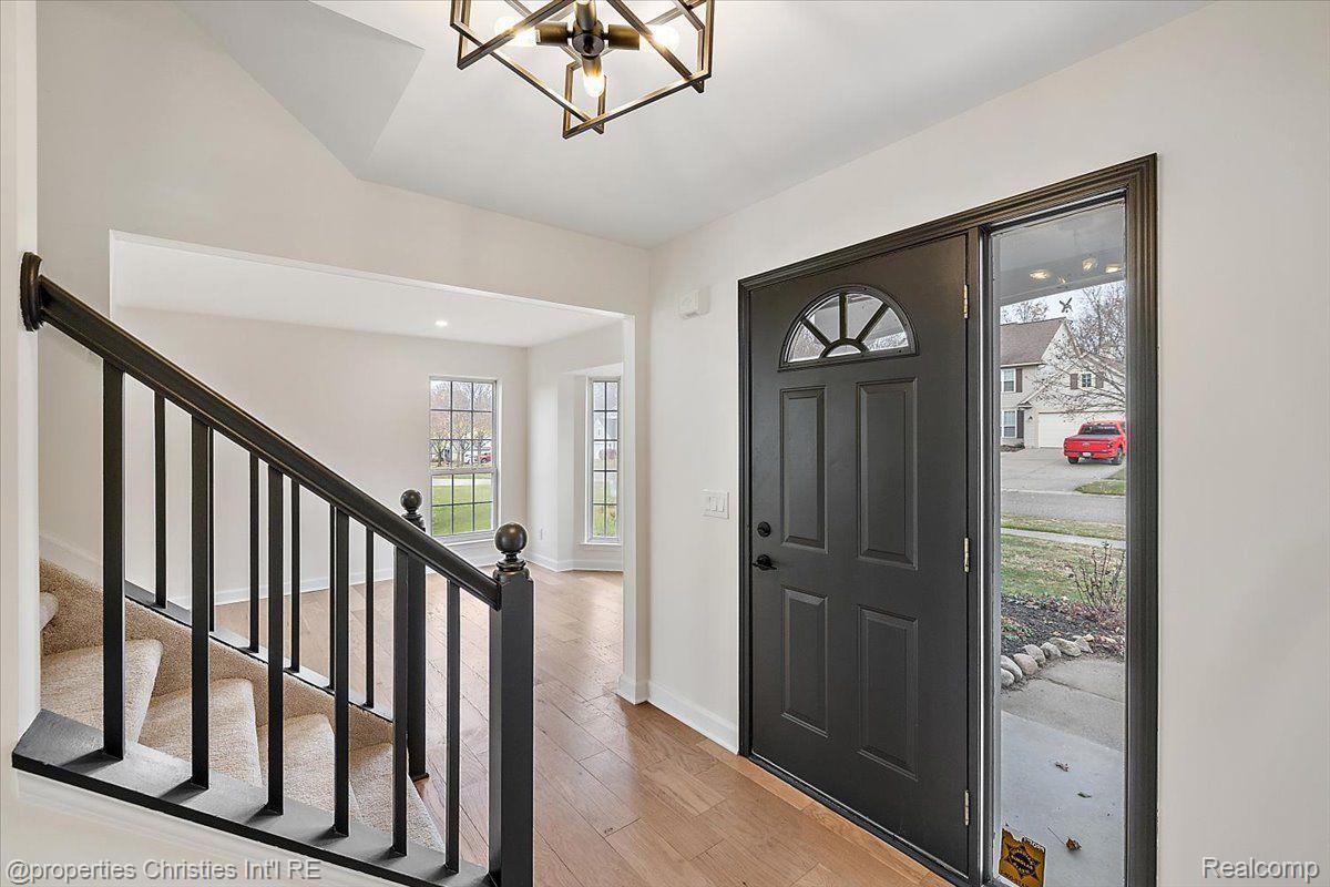 4897 FOOTHILLS Drive