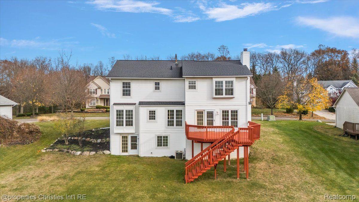 4897 FOOTHILLS Drive