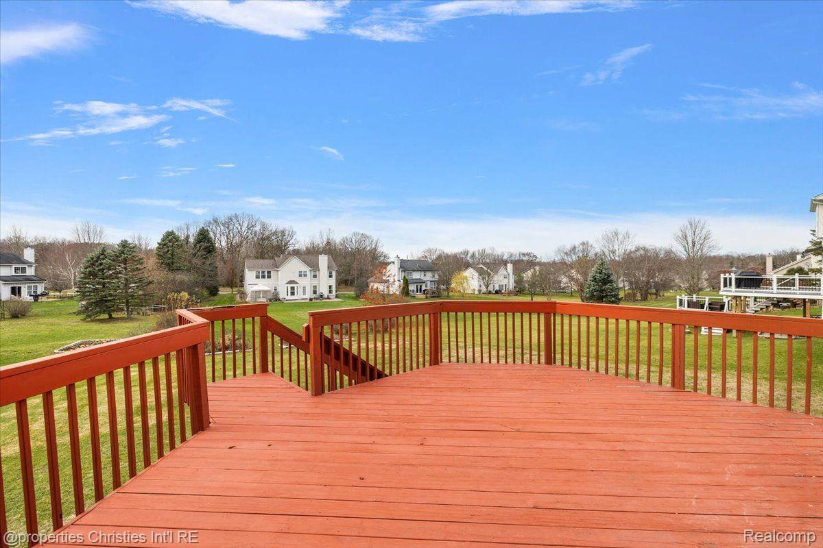 4897 FOOTHILLS Drive