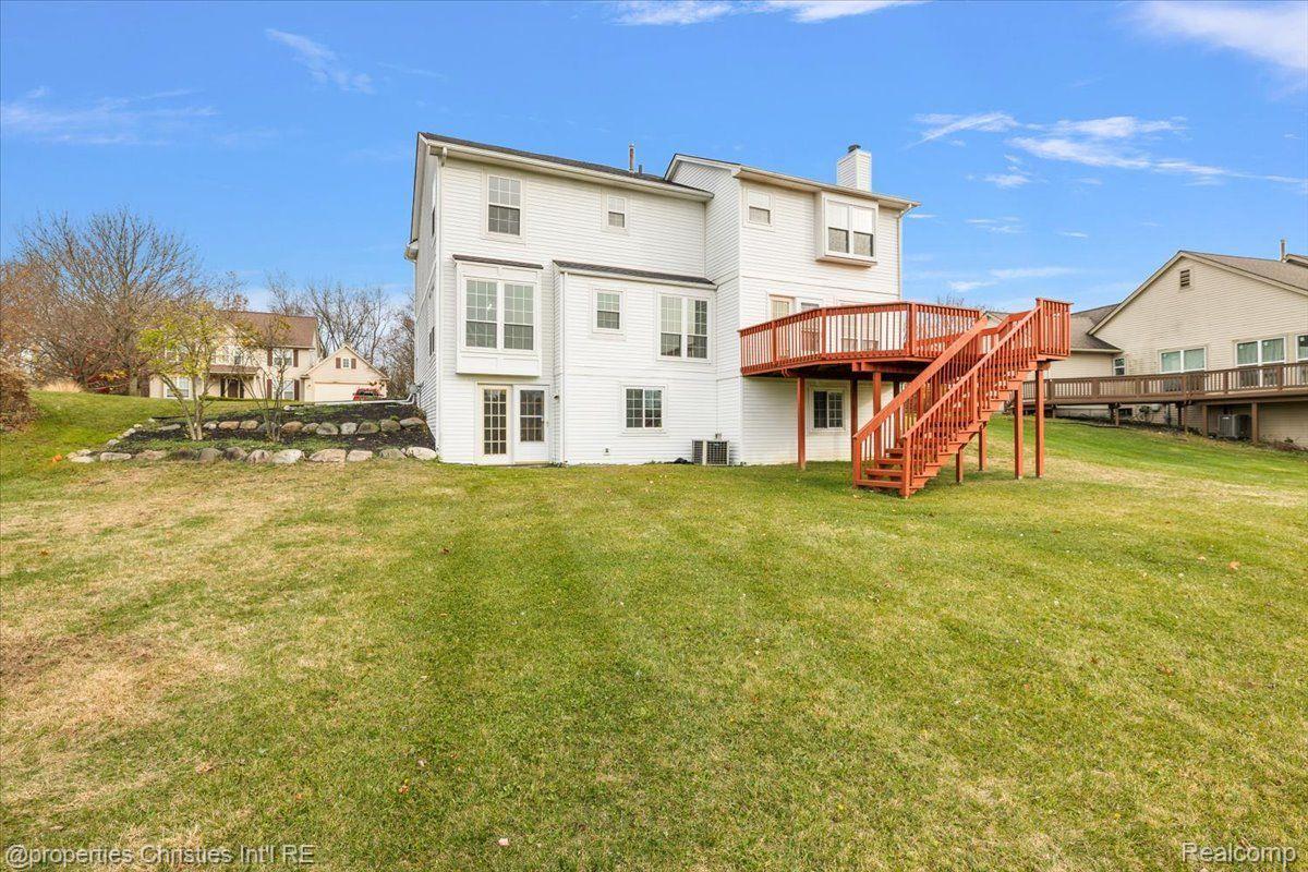 4897 FOOTHILLS Drive