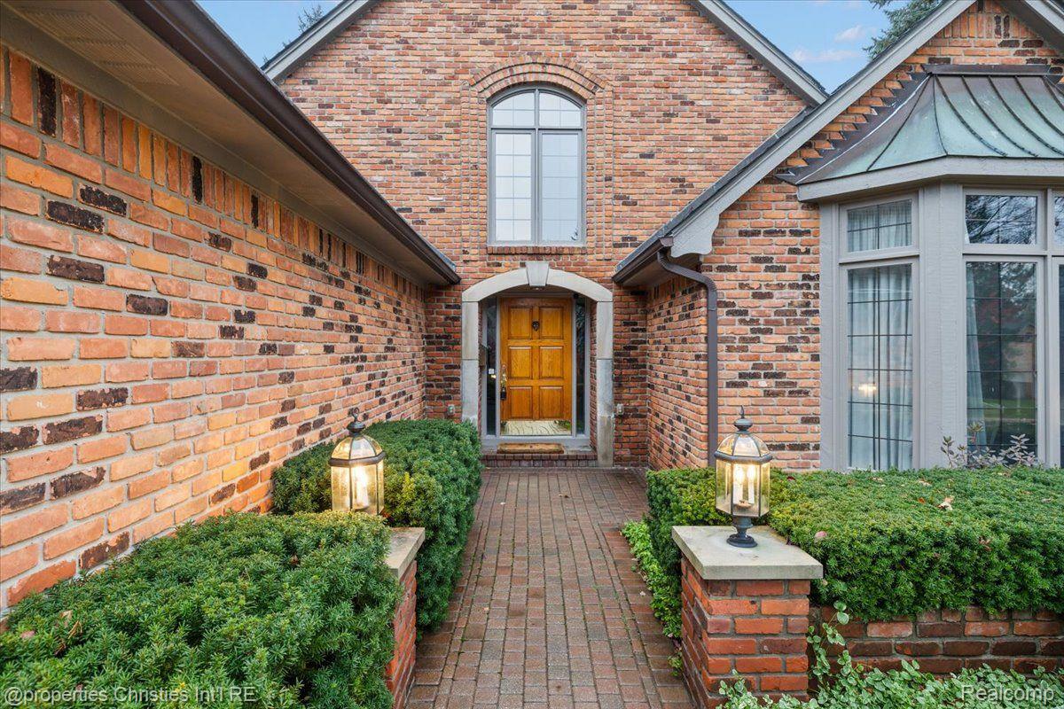 5579 Pine Brooke Court