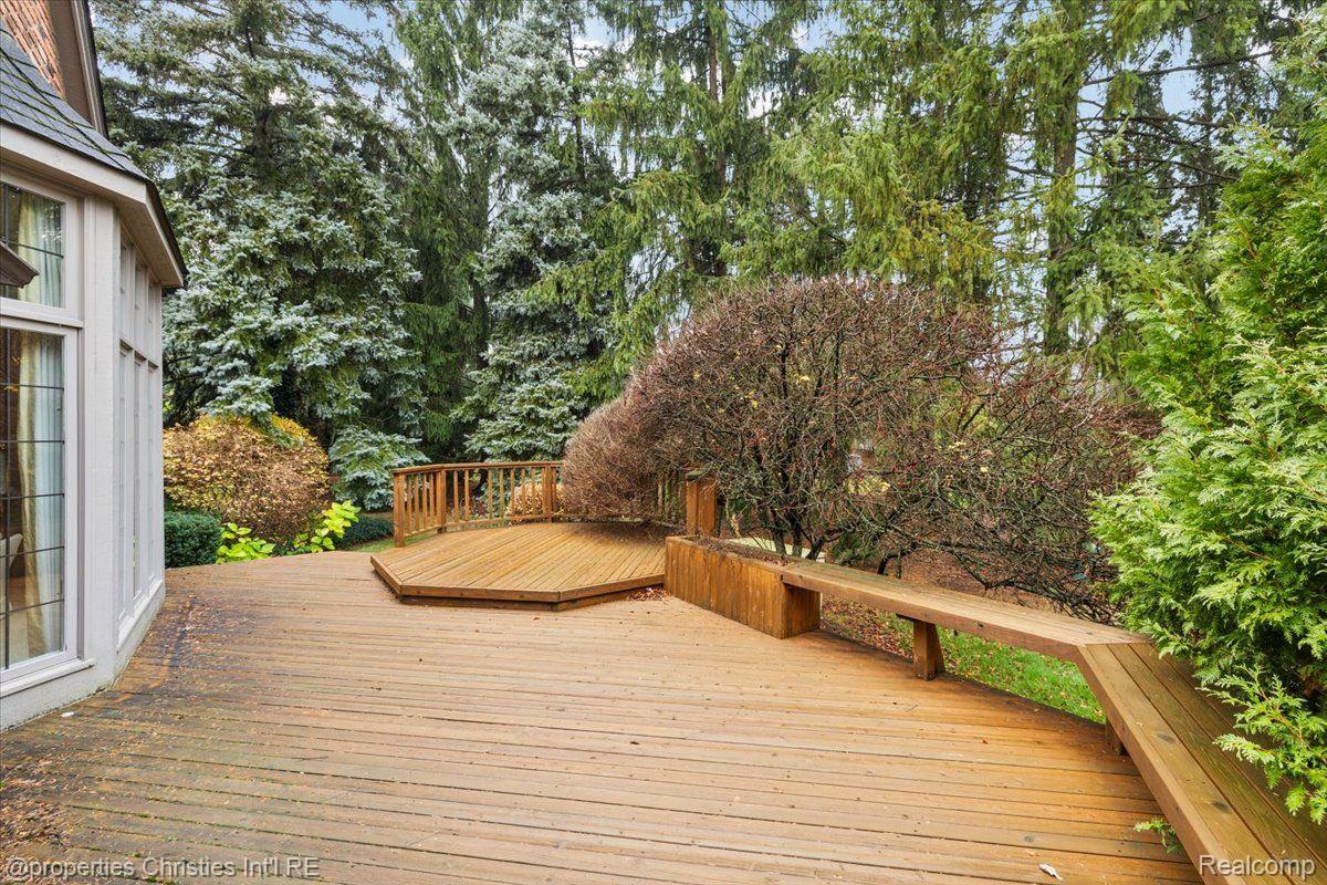 5579 Pine Brooke Court