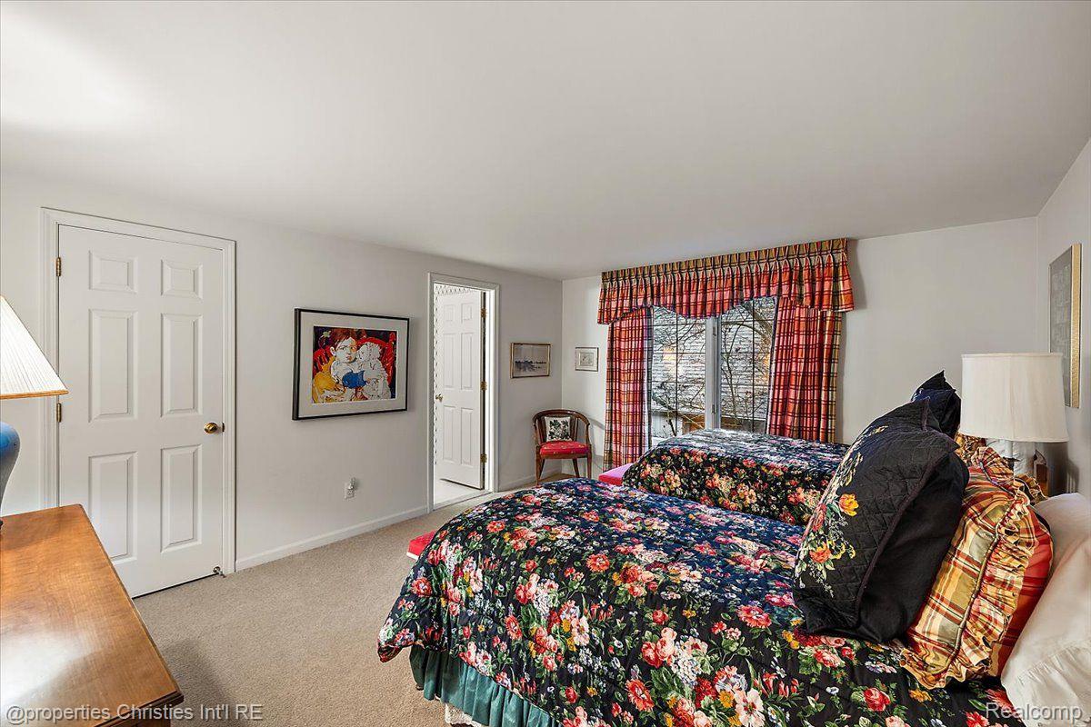 5579 Pine Brooke Court
