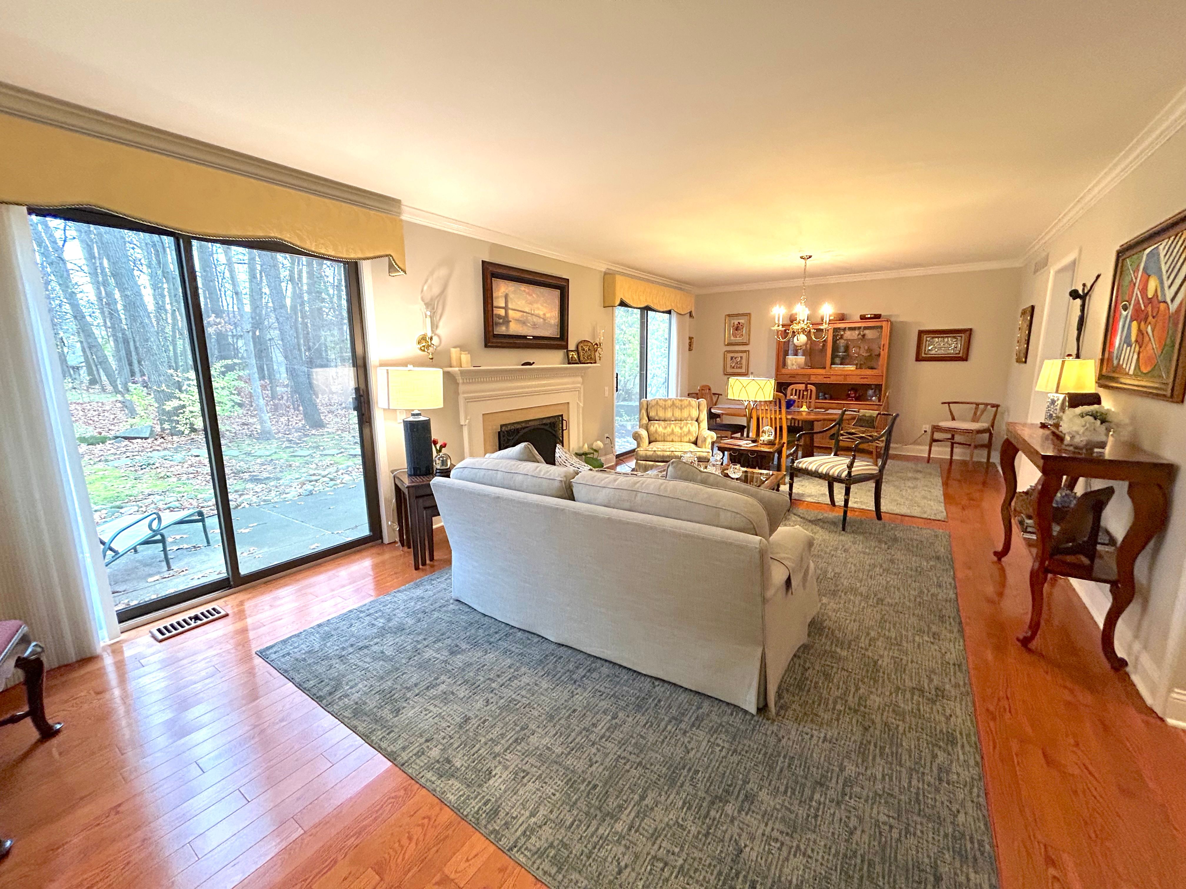 1146 Hillpointe Circle