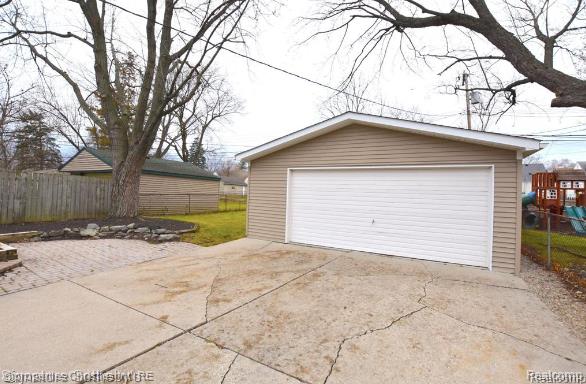 350 S Manitou