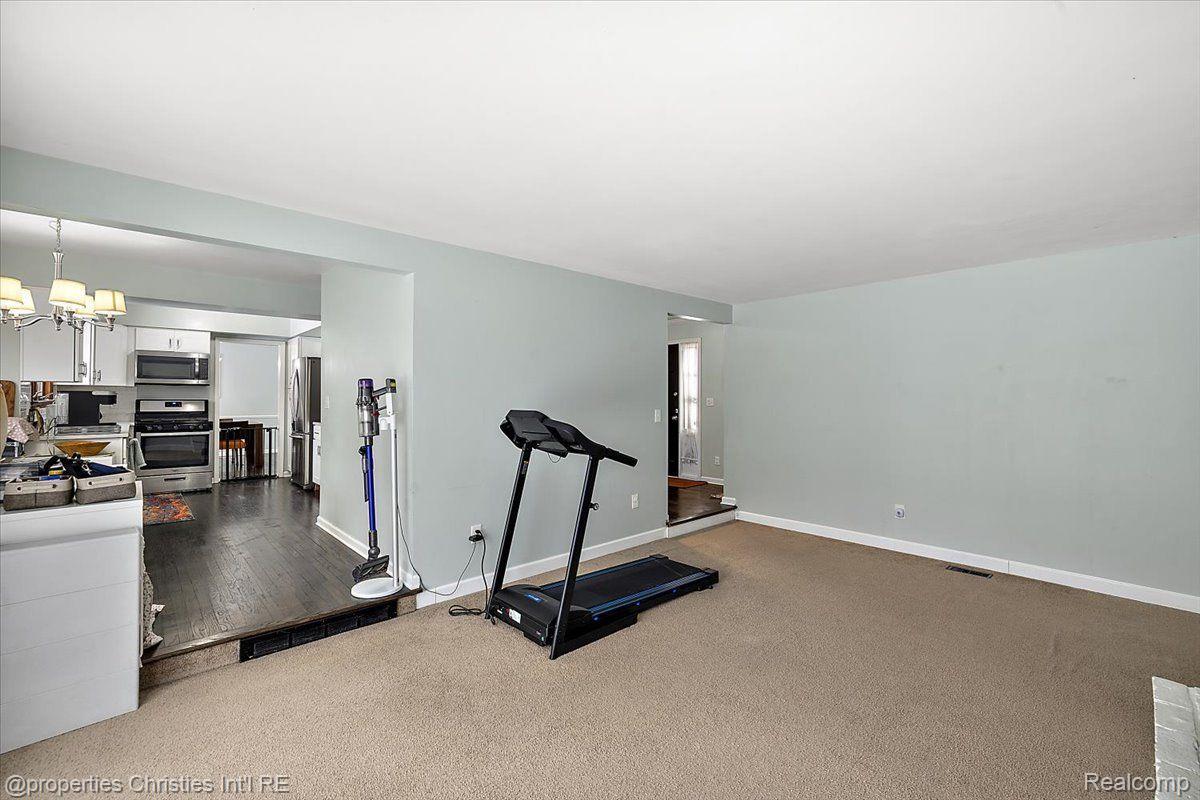 2482 Brenthaven Drive