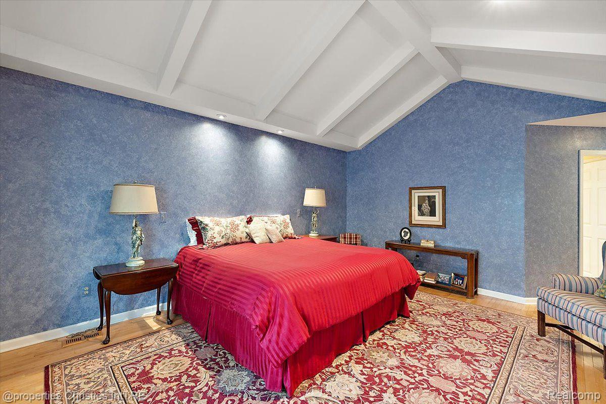 2408 Hickory Glen Drive