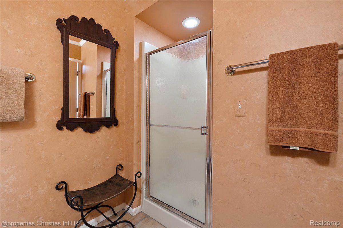 2408 Hickory Glen Drive