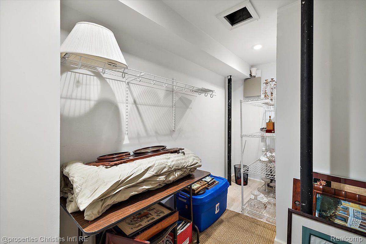 2408 Hickory Glen Drive