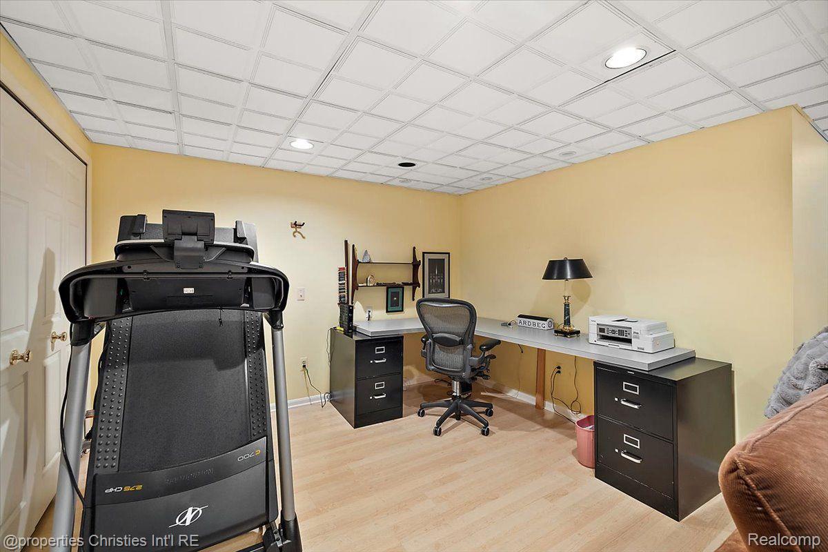 2408 Hickory Glen Drive