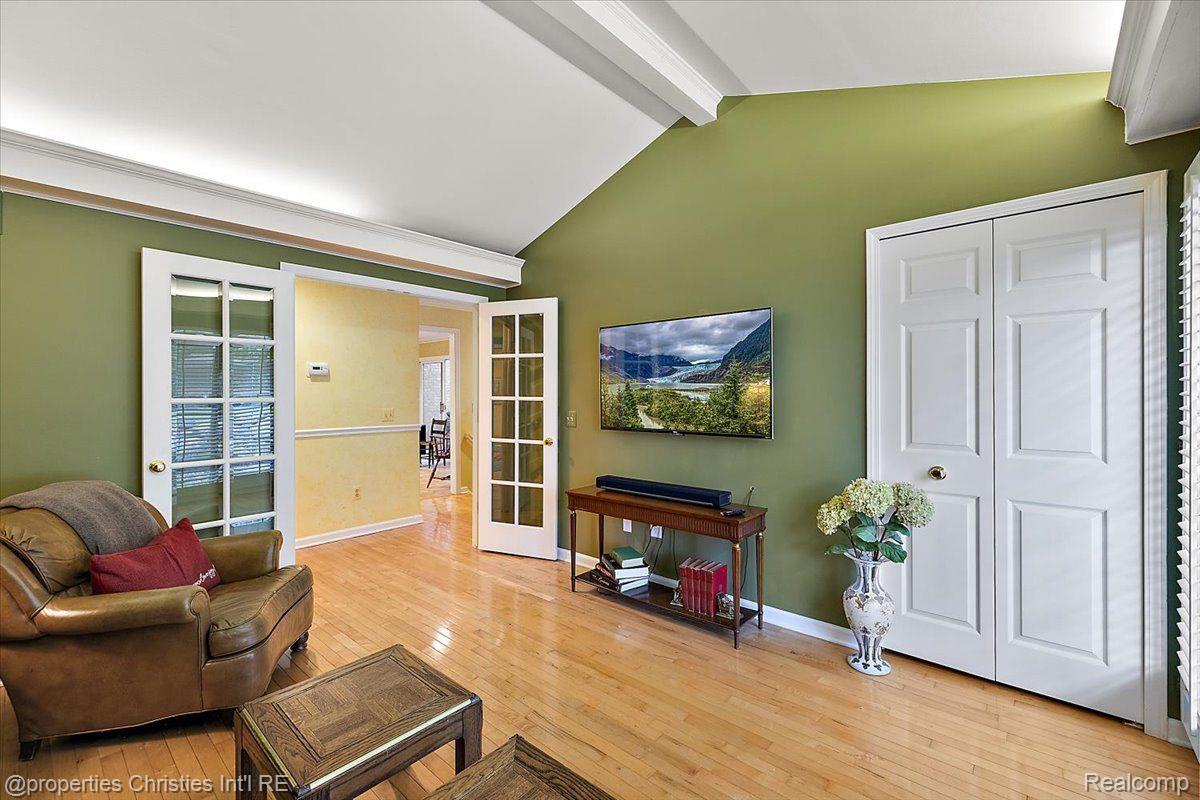 2408 Hickory Glen Drive