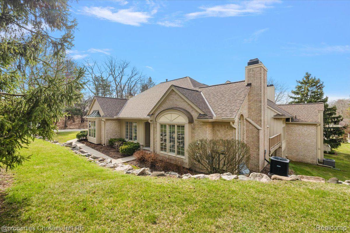 2408 Hickory Glen Drive