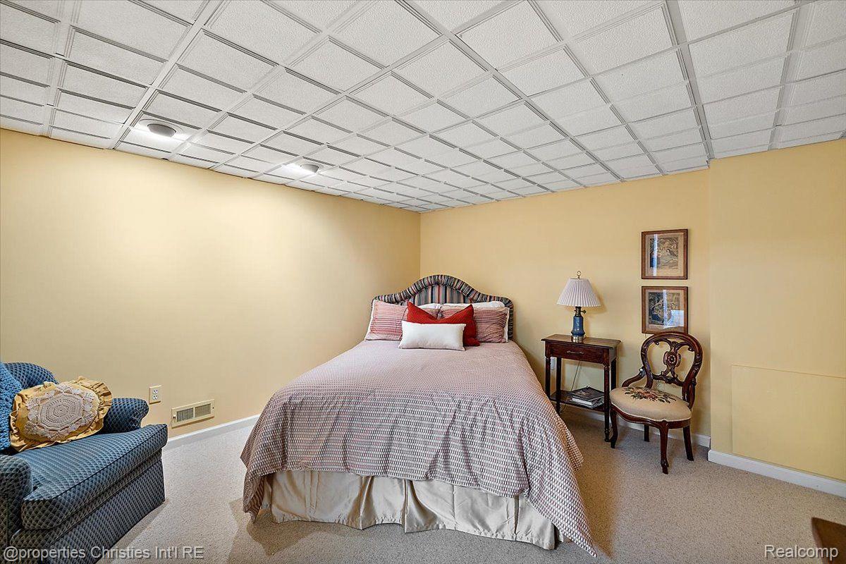 2408 Hickory Glen Drive