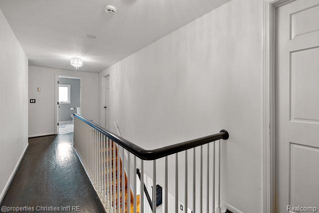 2725 ENDSLEIGH Drive