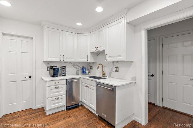 2725 ENDSLEIGH Drive
