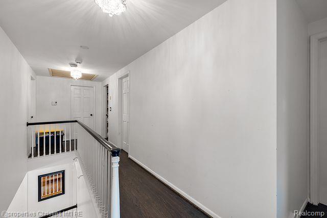 2725 ENDSLEIGH Drive