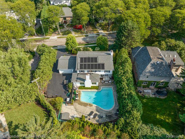 2725 ENDSLEIGH Drive