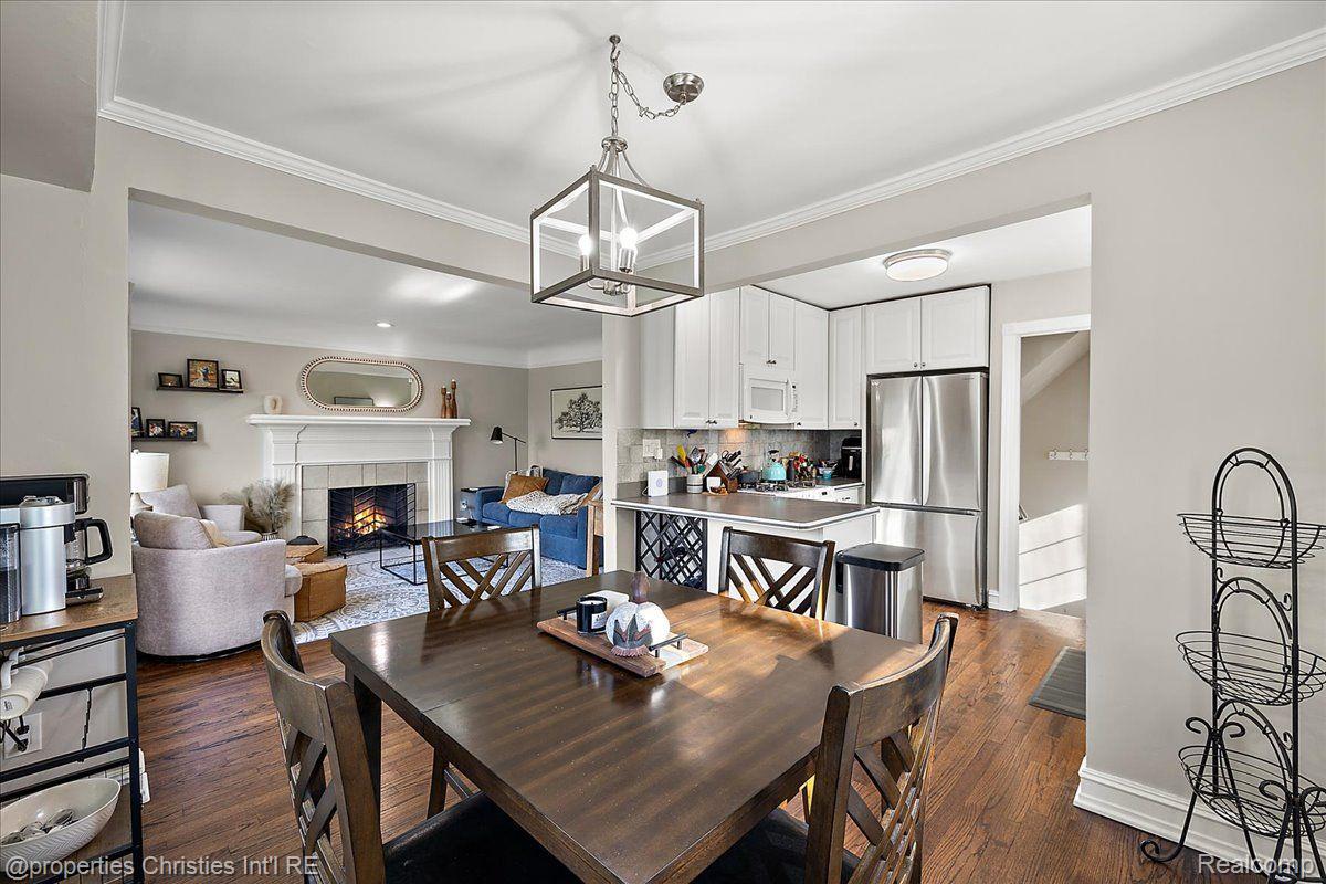 2287 Windemere Road