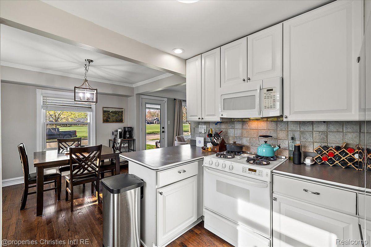 2287 Windemere Road