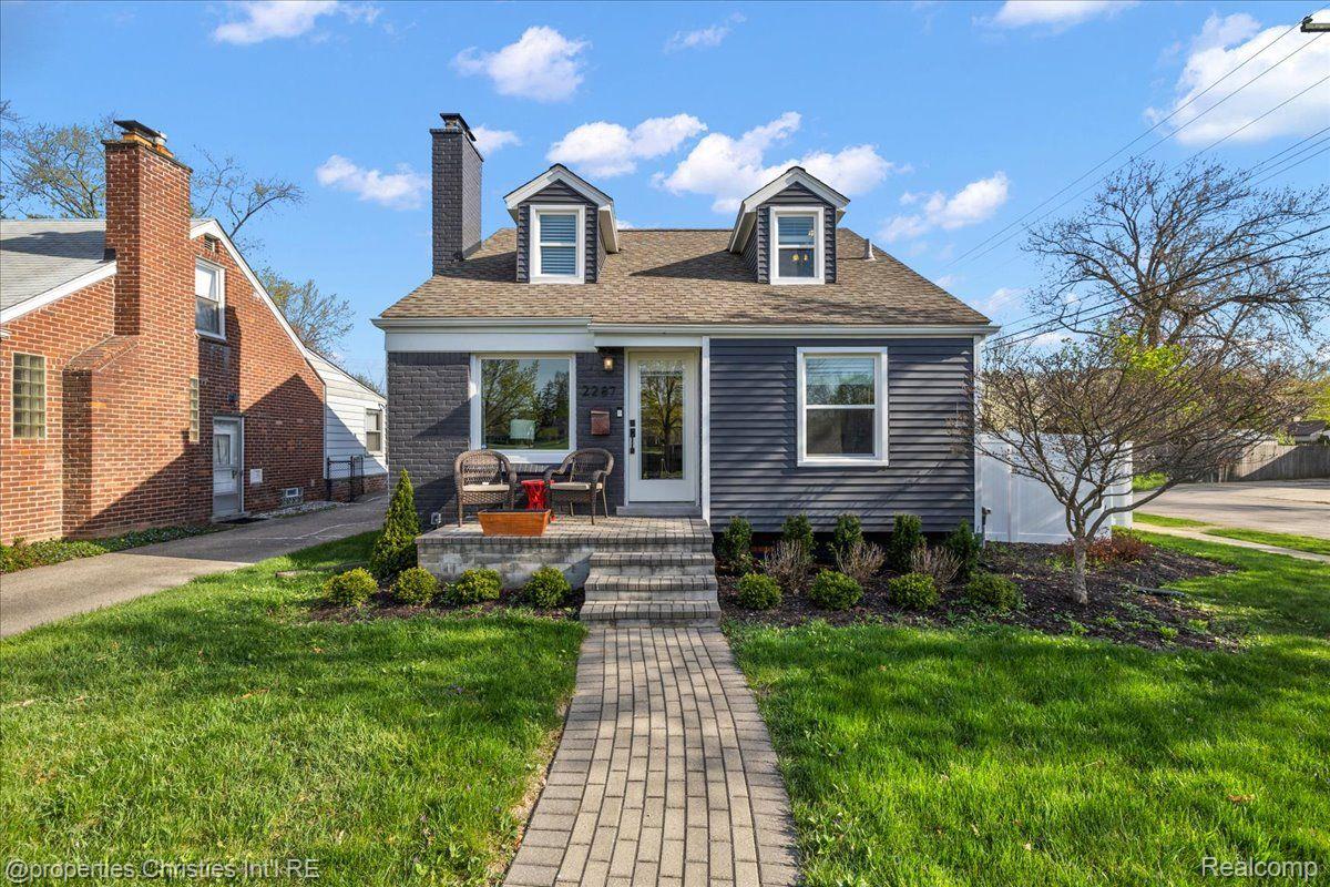 2287 Windemere Road