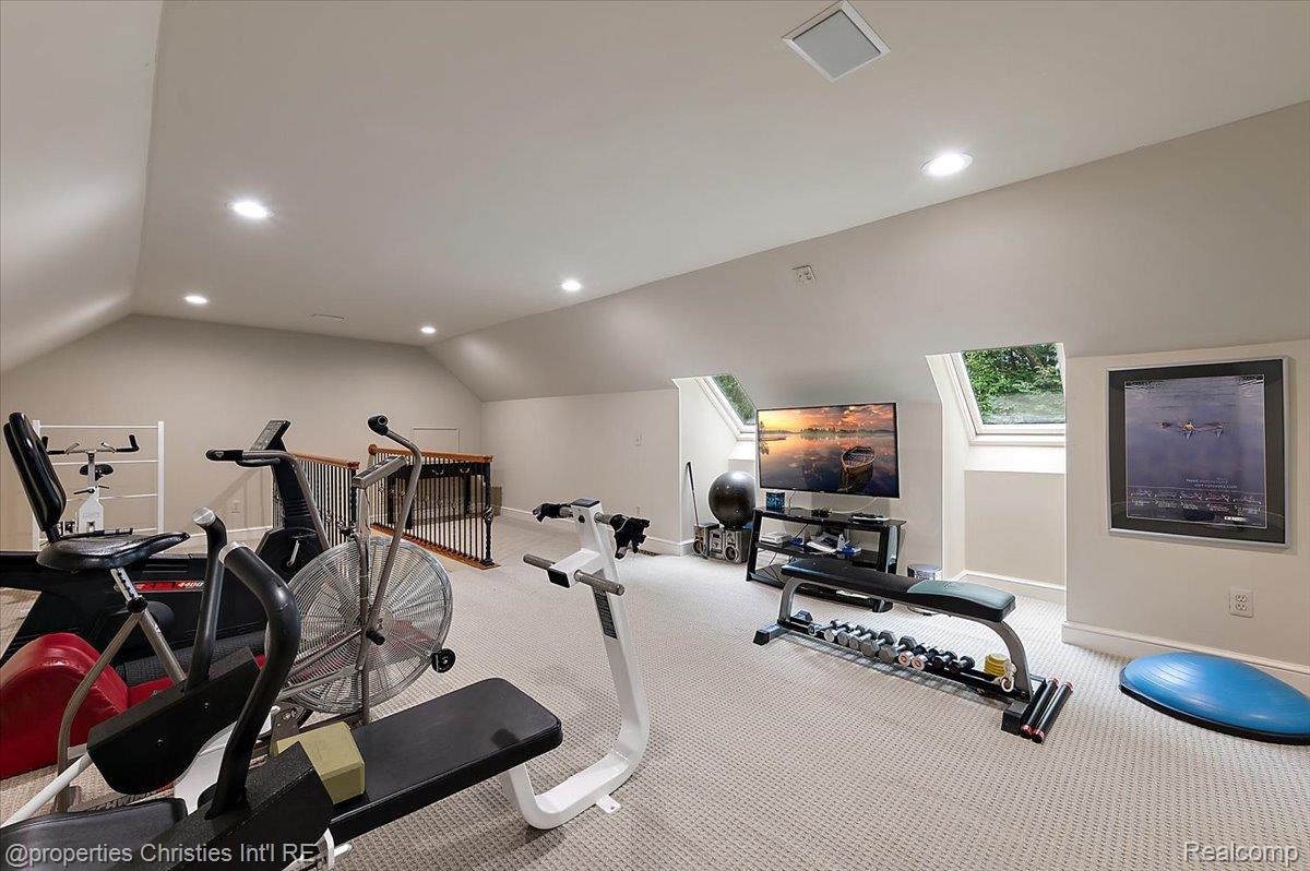 347 Pine Ridge Drive