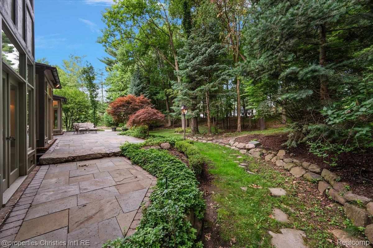 347 Pine Ridge Drive