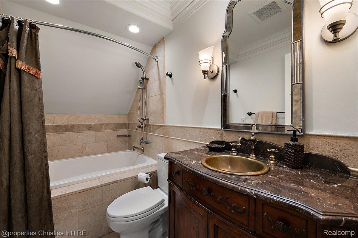 347 Pine Ridge Drive