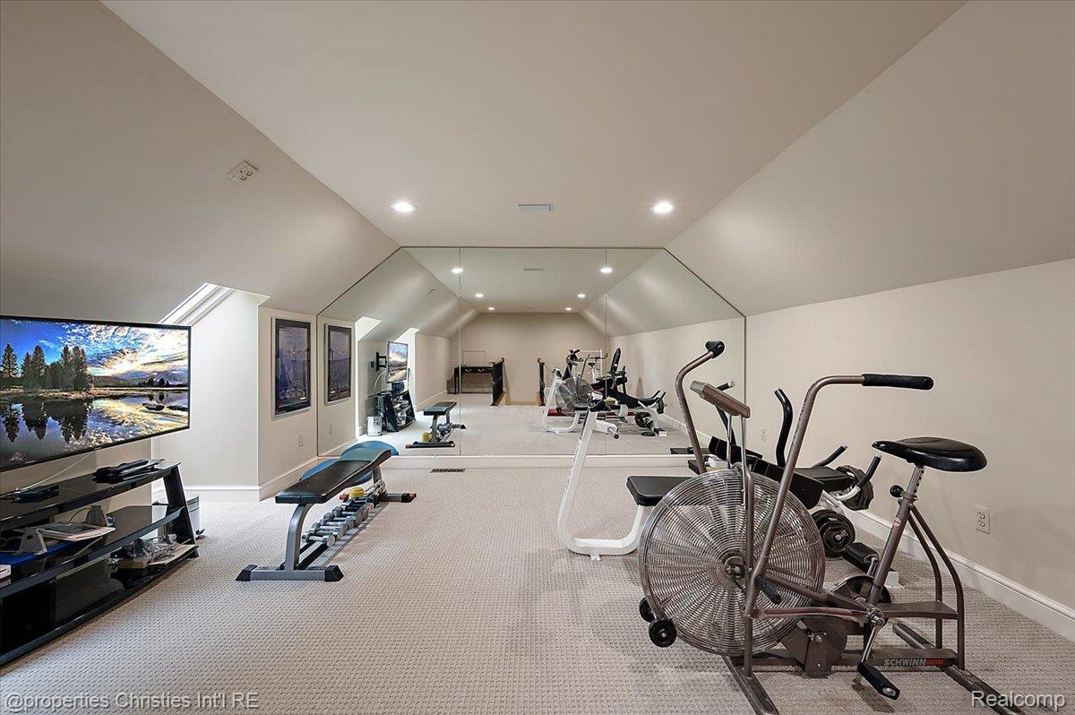 347 Pine Ridge Drive