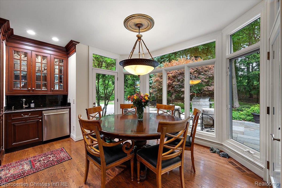347 Pine Ridge Drive