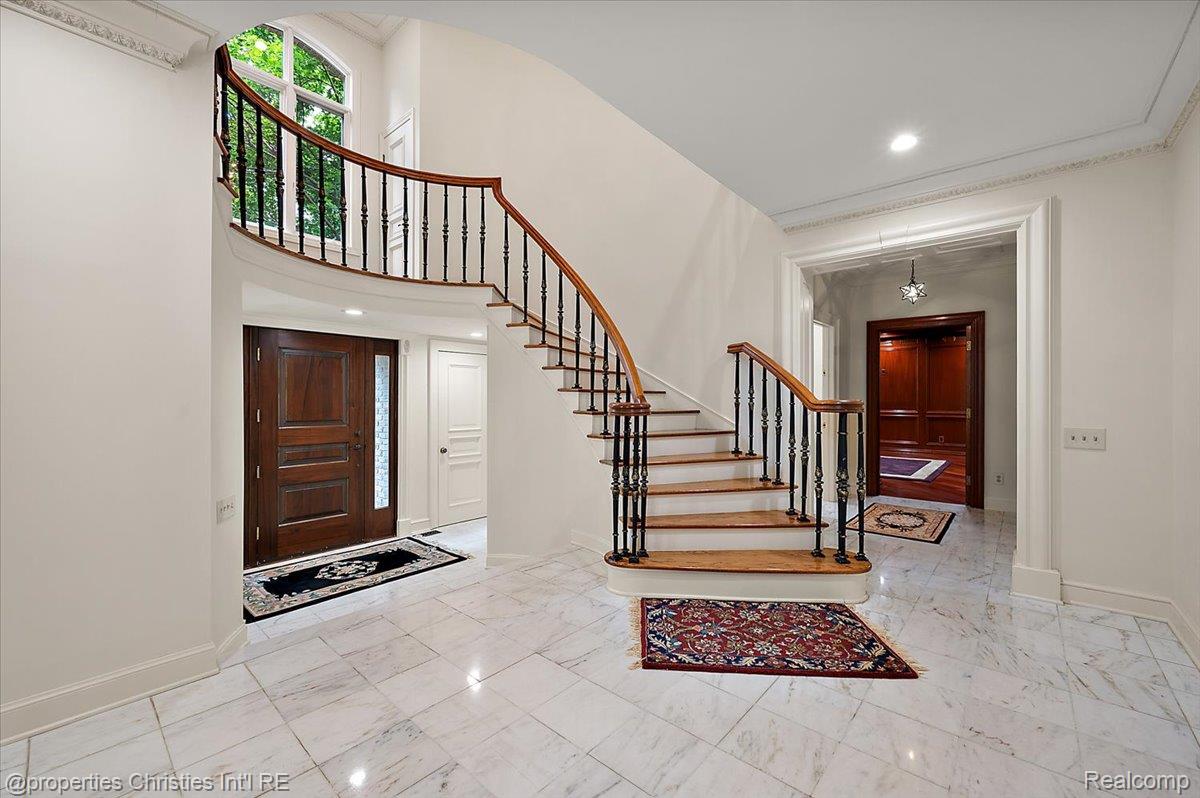 347 Pine Ridge Drive