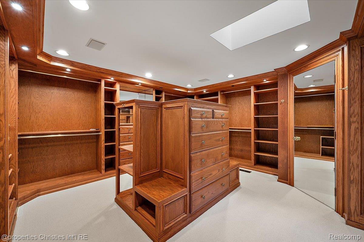 347 Pine Ridge Drive