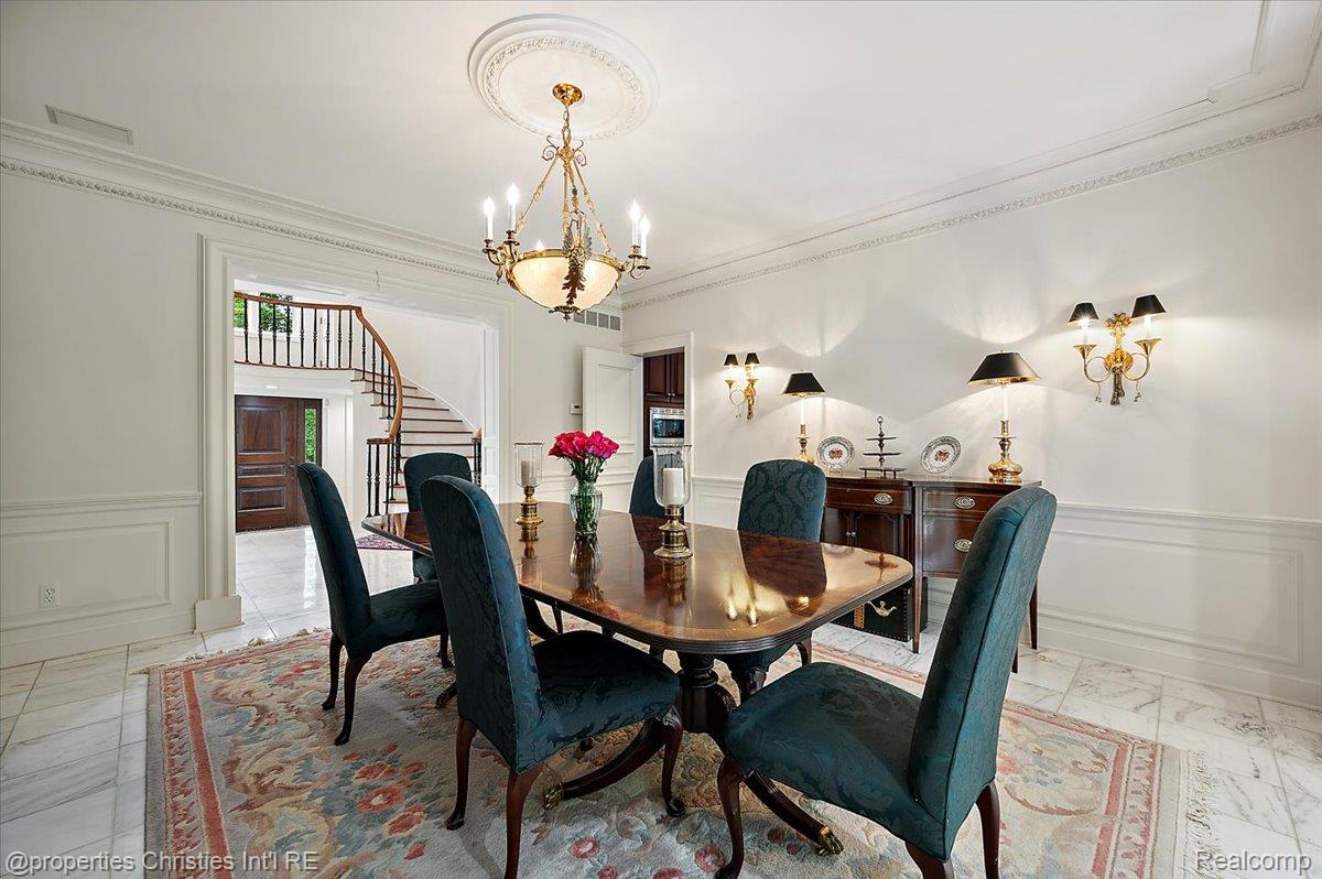 347 Pine Ridge Drive