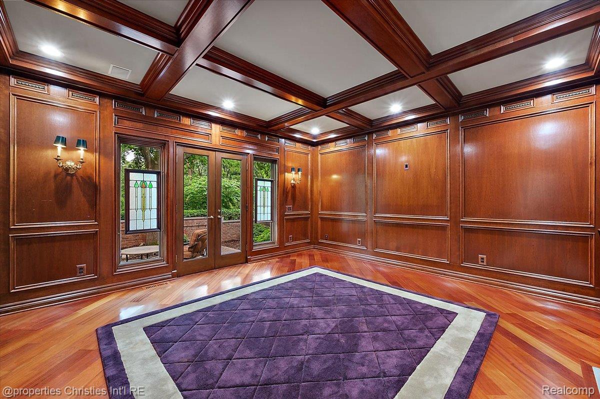 347 Pine Ridge Drive