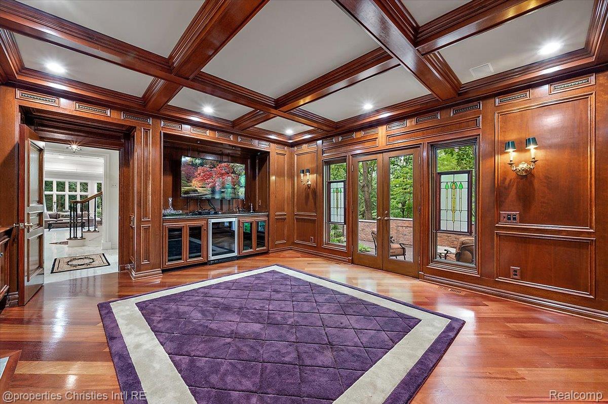 347 Pine Ridge Drive