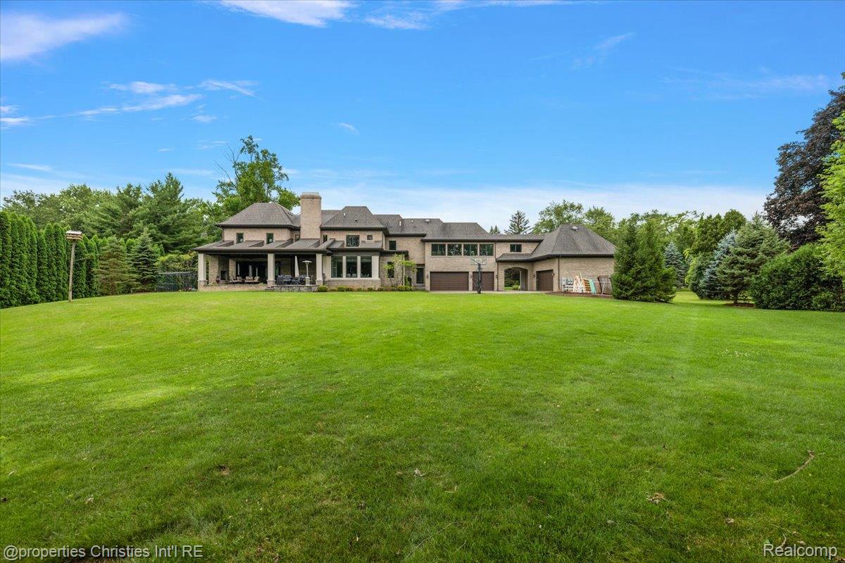 5385 Longmeadow Road