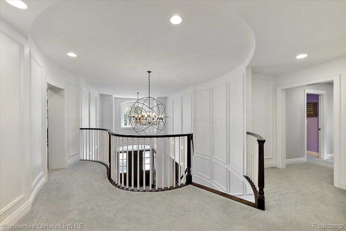 5385 Longmeadow Road